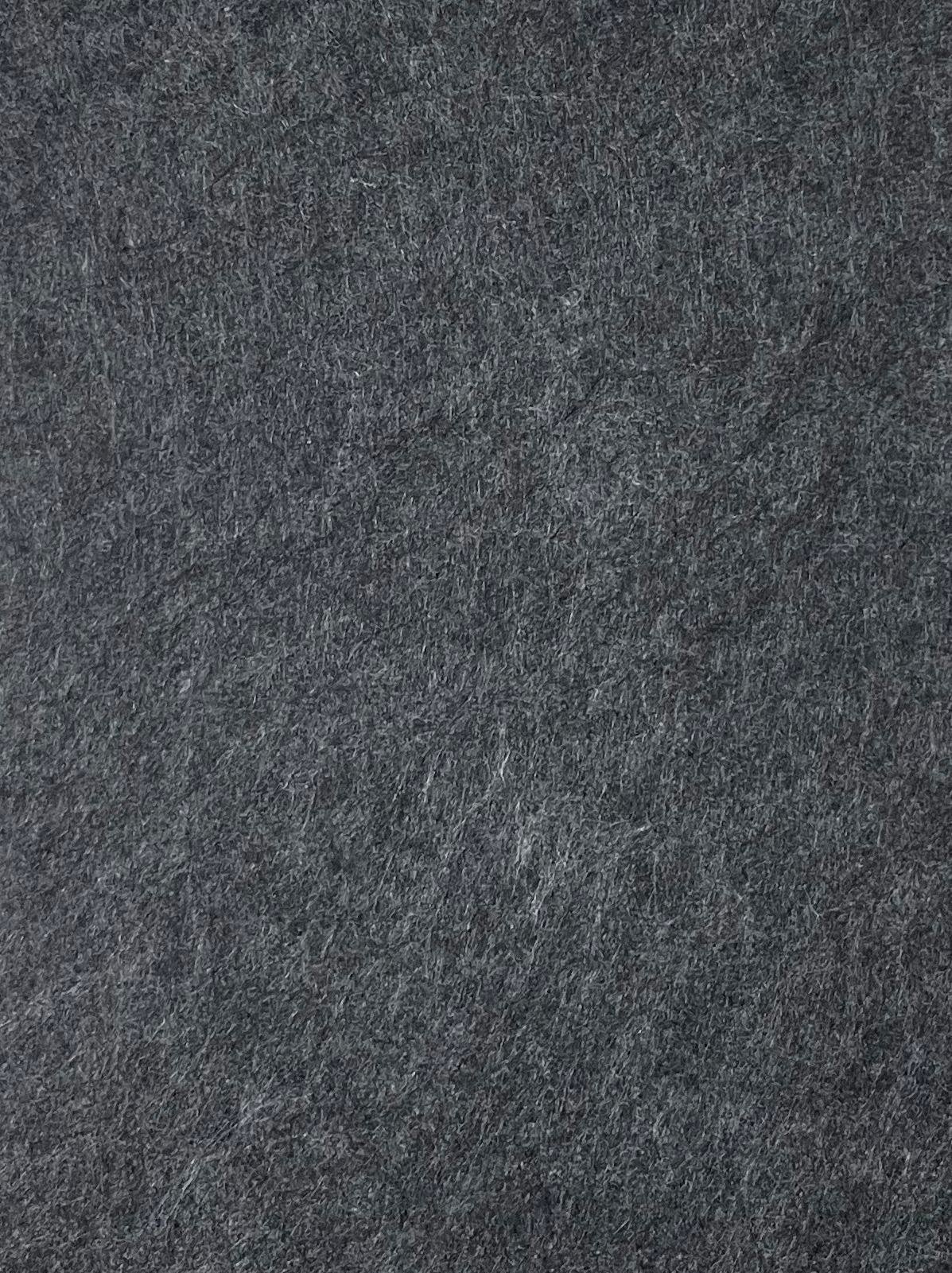 GS - 32 Charcoal